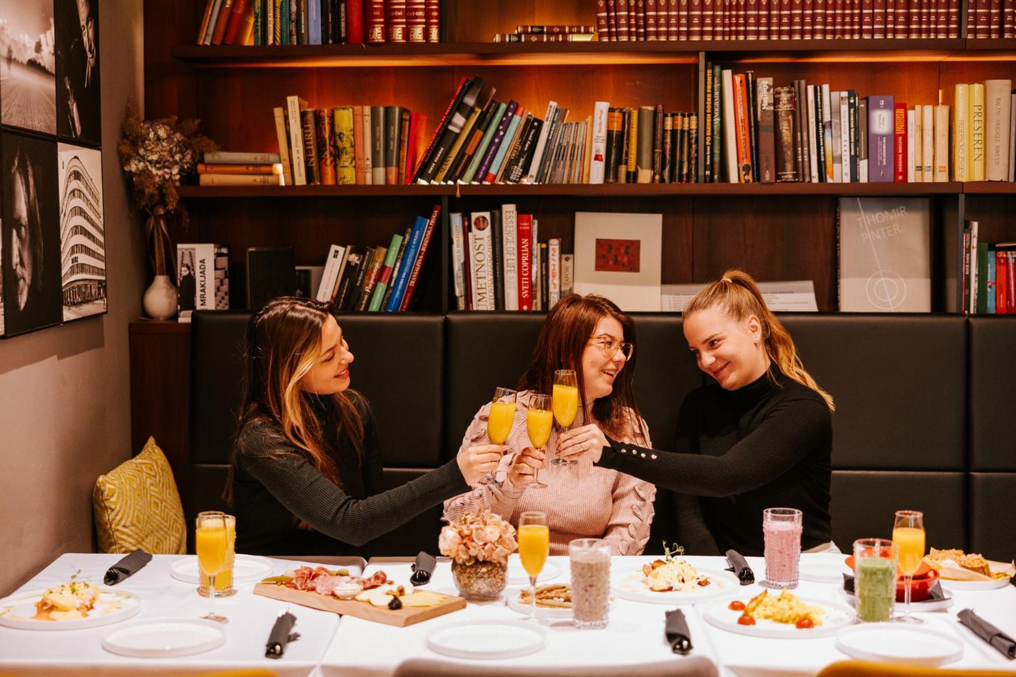 Hotel Mrak Ljubljana Eksteriør billede